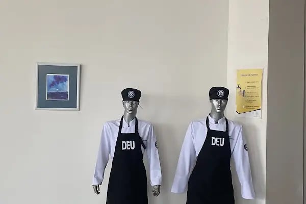 Dokuz Eylül Üniversitesi Turizm Fakültesi - Uygulamalı Bilimler Yüksekokulu - Resim 12