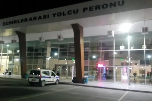 Alaşehir Otogarı - Resim 7