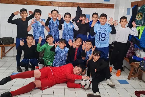 ÇAYIROVA GÜZELTEPESPOR FUTBOL AKADEMISI - Resim 15