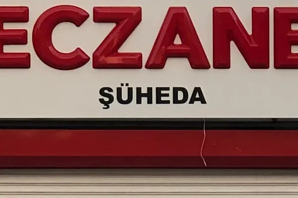 Şüheda Eczanesi - Resim 1