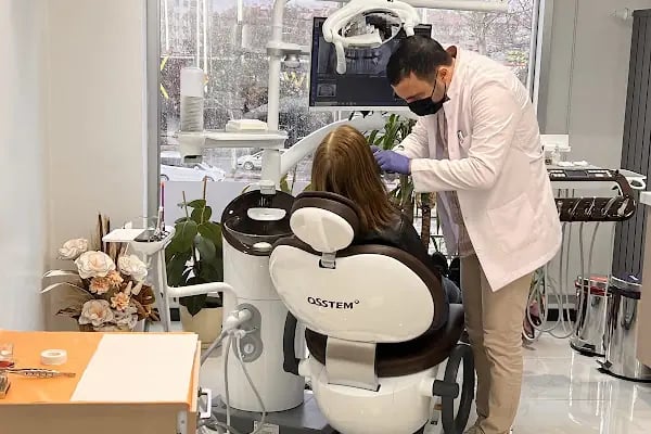 Prof. Dr. Nilgün &amp; Bora ÖZTÜRK - Dental Hayat Ağız ve Diş Sağlığı Polikliniği - Resim 6