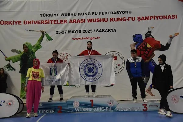 Metehan Başar Spor Salonu - Resim 20
