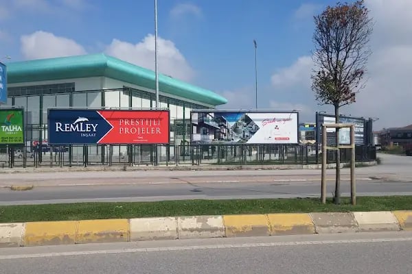 Metehan Başar Spor Salonu - Resim 13