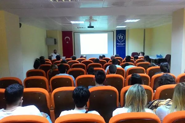 Metehan Başar Spor Salonu - Resim 18