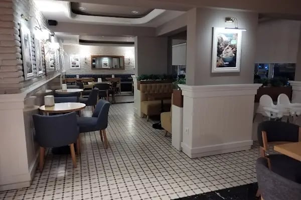 Chez Luna Cafe &amp; Store - Resim 20