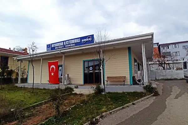Otobüs Durağı - Resim 1