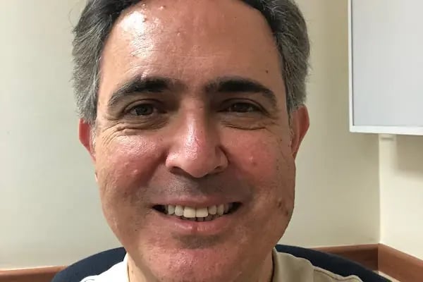 Op Dr Gürol Oral Bodrum Kulak Burun Boğaz Hastalıkları Uzmanı, Ear Nose and Throat, Otolaryngolojist - Resim 1