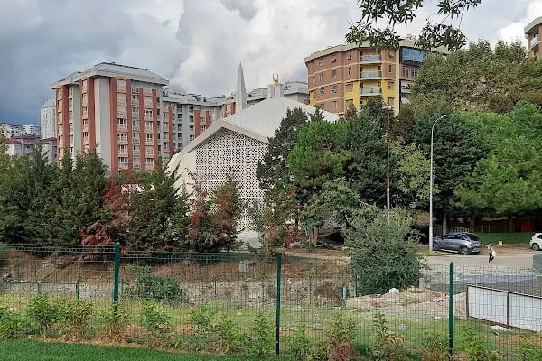 Baraj Yolu Caddesi Parkı - Resim 4