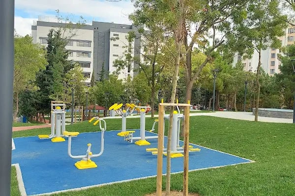 Baraj Yolu Caddesi Parkı - Resim 11