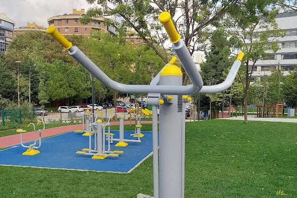 Baraj Yolu Caddesi Parkı - Resim 6