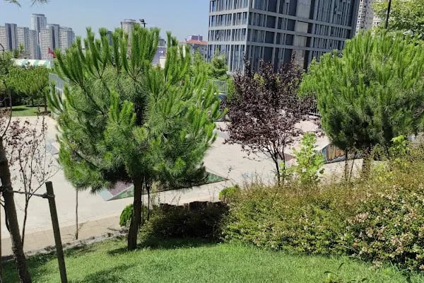 Baraj Yolu Caddesi Parkı - Resim 13