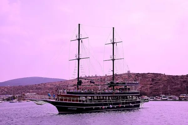 Mavi Deniz Yachting Marina - Resim 14