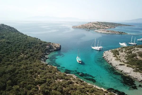 Mavi Deniz Yachting Marina - Resim 1