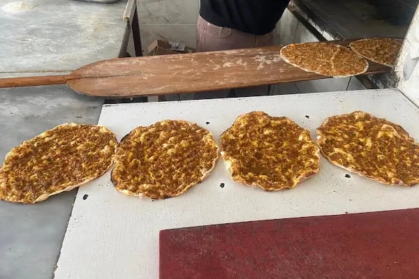 Salih Usta lahmacun ve pide - Resim 2