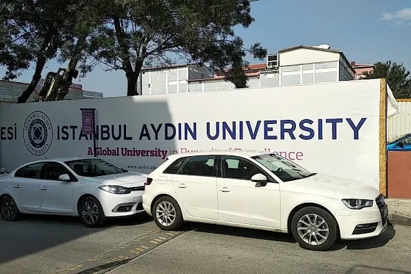 İstanbul Aydın Üniversitesi T Blok (Sosyal Bilimler Kampüsü) - Resim 13