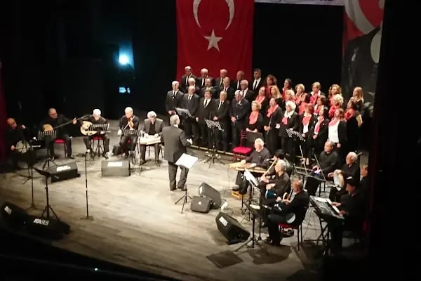 Şükran Güngör - Yildiz Kenter Kültür Merkezi ve.tiyatro Sahnesi - Resim 9