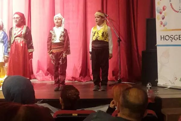 Şükran Güngör - Yildiz Kenter Kültür Merkezi ve.tiyatro Sahnesi - Resim 8