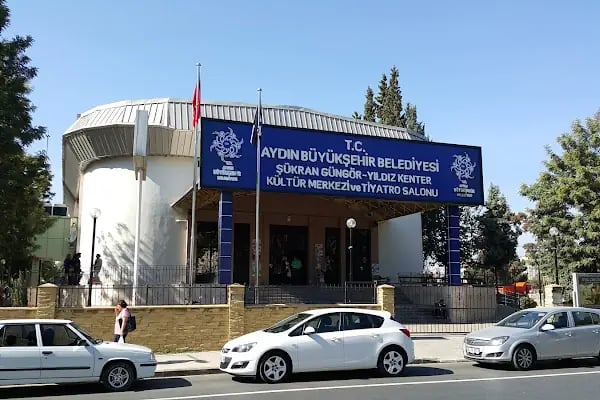 Şükran Güngör - Yildiz Kenter Kültür Merkezi ve.tiyatro Sahnesi - Resim 2