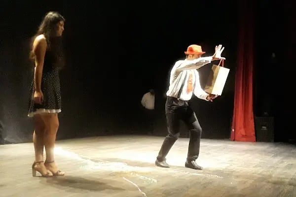Şükran Güngör - Yildiz Kenter Kültür Merkezi ve.tiyatro Sahnesi - Resim 3