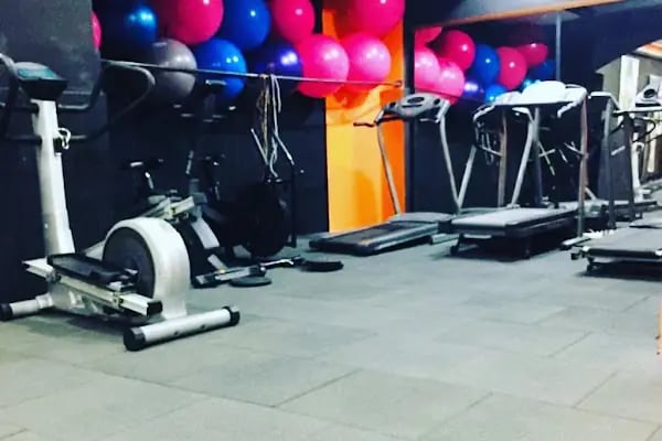 İzzet Arabacı Fitness &amp; Fight Club - Resim 14