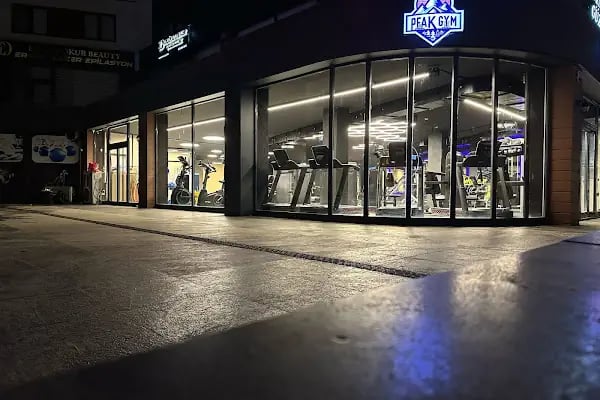 PEAK GYM Fitness Center - Resim 6