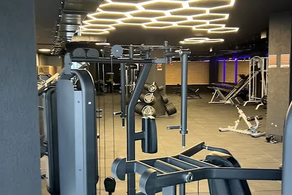 PEAK GYM Fitness Center - Resim 16