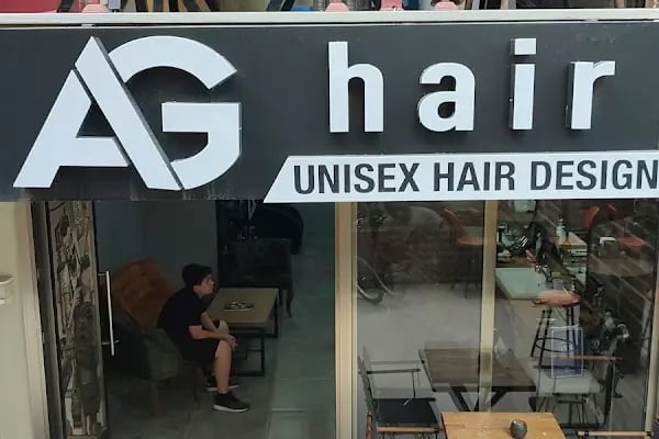 YUK Barber &amp; Hair Designer - Resim 2