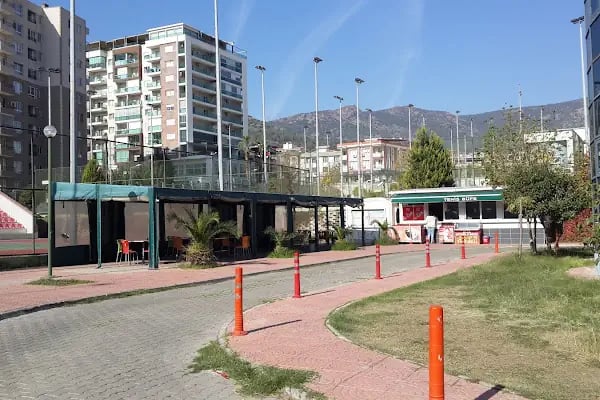 İzmir - Karşıyaka Zübeyde Hanım Tenis Eğitim Merkezi - Resim 11