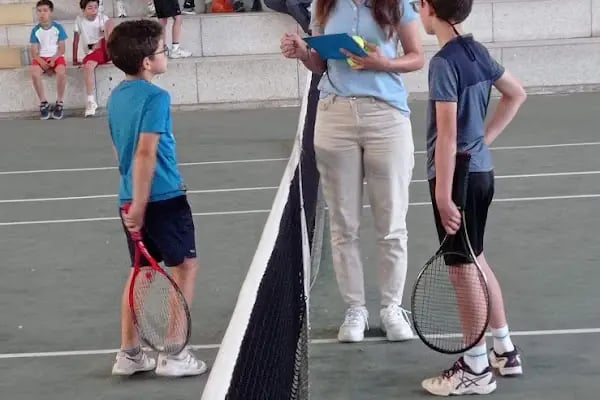 İzmir - Karşıyaka Zübeyde Hanım Tenis Eğitim Merkezi - Resim 5