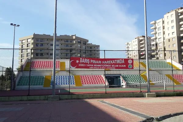 İzmir - Karşıyaka Zübeyde Hanım Tenis Eğitim Merkezi - Resim 8