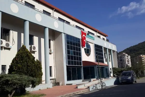 İzmir - Karşıyaka Zübeyde Hanım Tenis Eğitim Merkezi - Resim 2