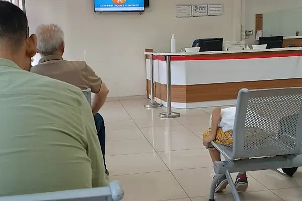 Bornova Semt Ağız ve Diş Sağlığı Polikliniği - Resim 5