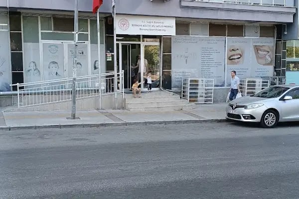 Bornova Semt Ağız ve Diş Sağlığı Polikliniği - Resim 12