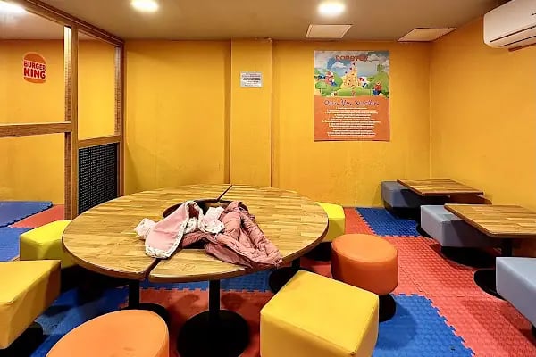 Burger King - Akçaabat Söğütlü Şubesi - Resim 2