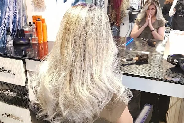 Salon Sakine Kuaför &amp;Güzellik Salonu - Resim 9