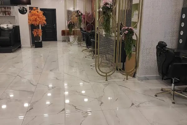 Konya Saloon Elit Saç Ve Türban Tasarım Bayan Kuaförü - Resim 1
