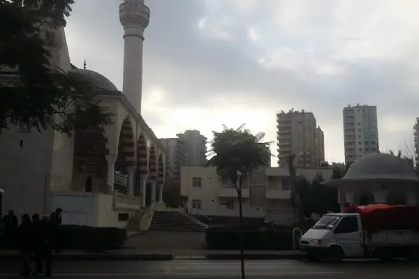 Zeynel Abidin Üçgül Cami - Resim 18