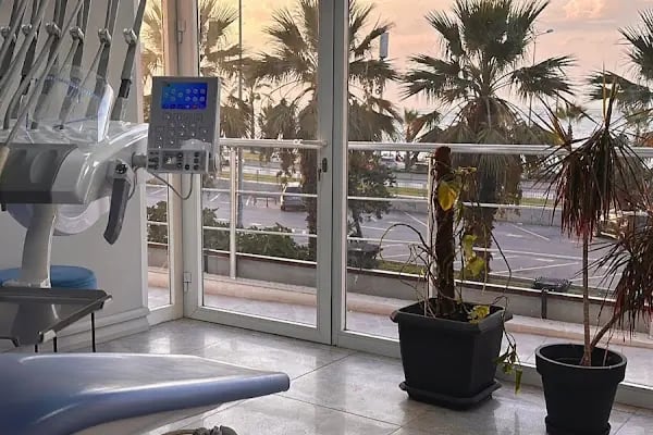 Özel Çağdaş Dent Ağız ve Diş Sağlığı Polikliniği - Resim 2