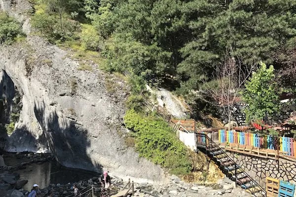 Saitabat Şelale Meşeli Tepe Piknik Alanı - Resim 4