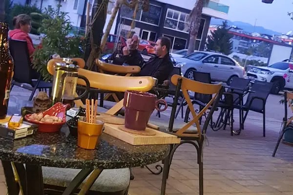 Harlequin Coffee Shop - Resim 18