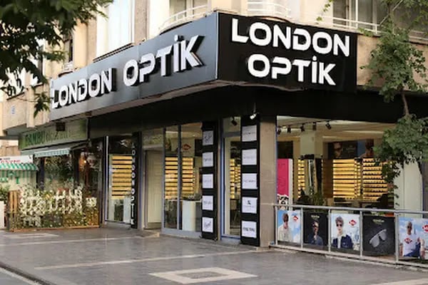 London Optik - Resim 15