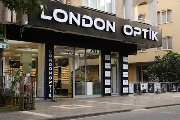 London Optik - Resim 16
