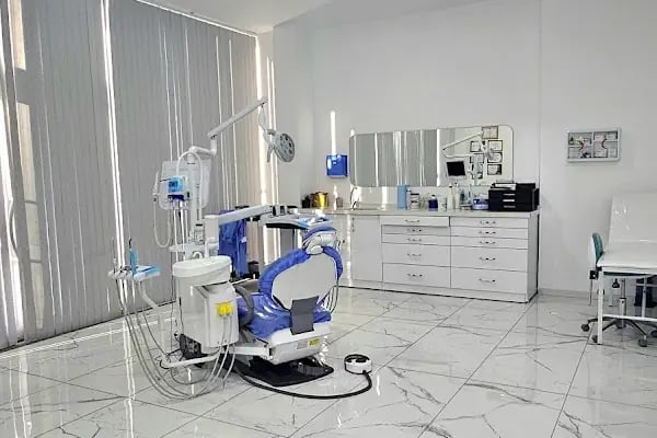 Yıldızlı Ağız Ve Diş Sağlığı Polikliniği - Resim 2