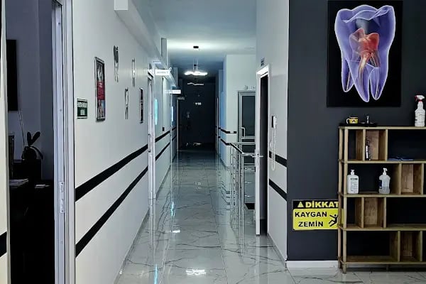 Yıldızlı Ağız Ve Diş Sağlığı Polikliniği - Resim 10