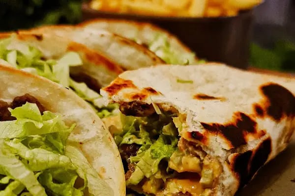 Gurup Cafe &amp; Restaurant - Resim 5