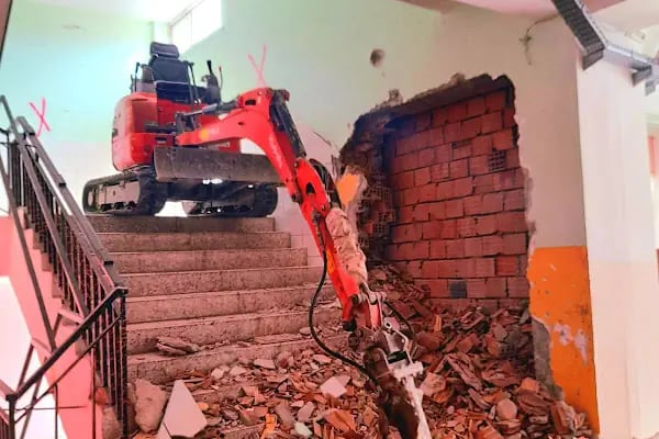 Alanya Fayans Seramik Ustası kırım nakliye iş makinası kepçe - Resim 16