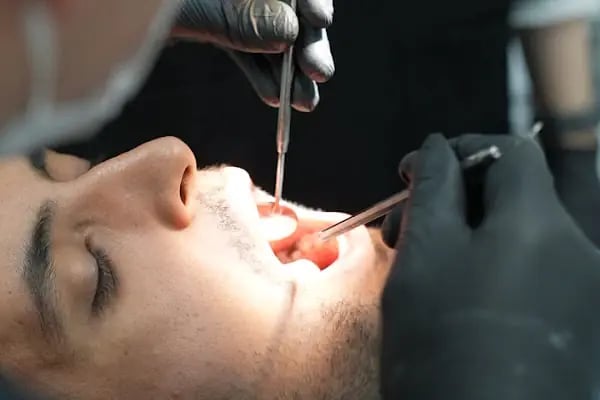 Tıp Dent Ağız ve Diş Sağlığı Polikliniği - Resim 6
