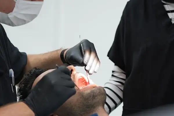 Tıp Dent Ağız ve Diş Sağlığı Polikliniği - Resim 7