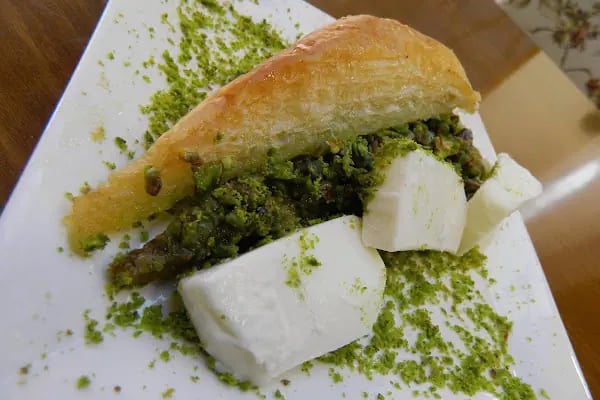 Gaziantepli Hacı İbrahim Usta Baklava (Nalçacı) - Resim 3
