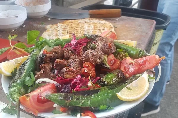 Uğur Kebap 2 Halil Usta - Resim 10